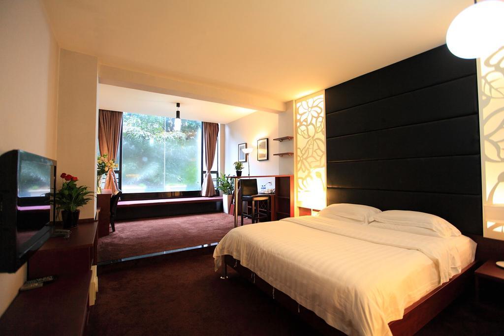 Guangzhou Colorful Days Hotel Esterno foto